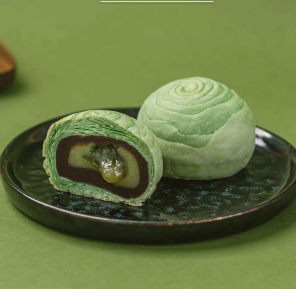 Signature Mooncakes | Egg Yolk Pie | Violet Gem Pie | Green Tea Red Bean Lava Pie - Image 4